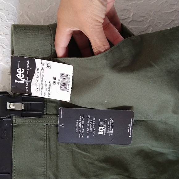 Women's Lee Utility Shorts Mid Rise NWT - Picture 3 of 5